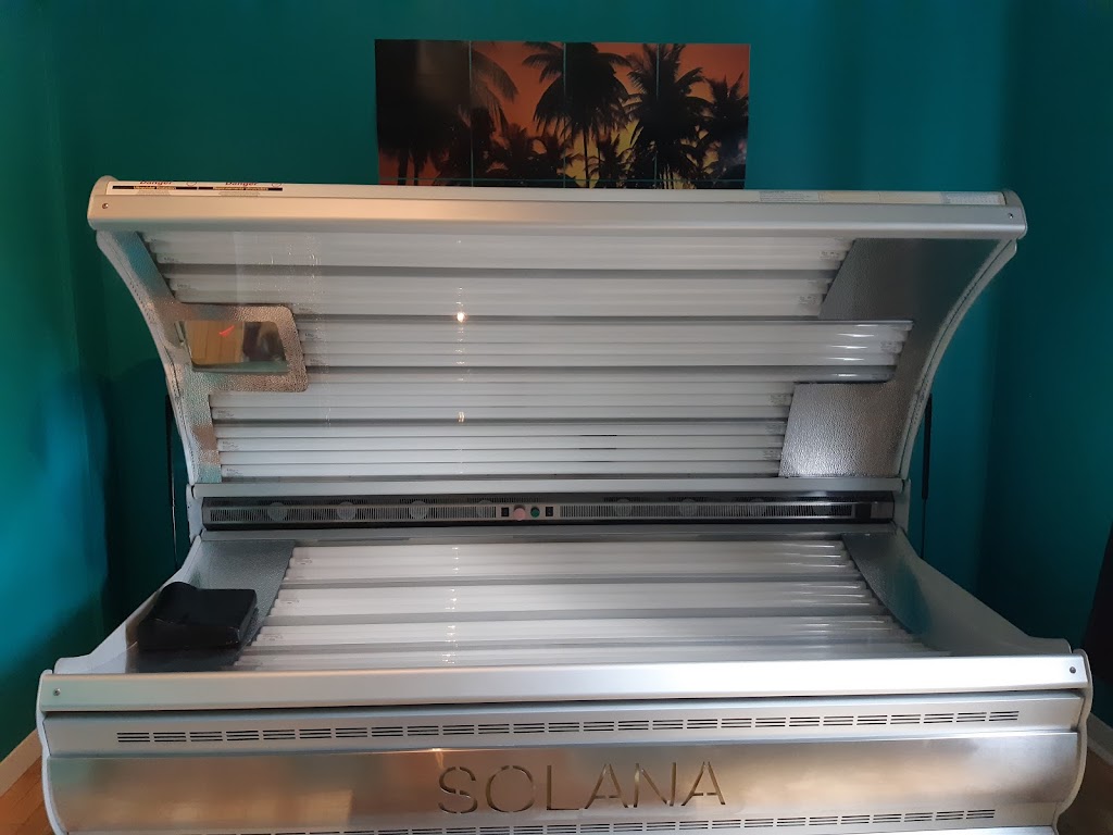 Bronzage Stratford 18+ | 175 Av. Centrale N, Stratford, QC G0Y 1P0, Canada | Phone: (418) 443-2636