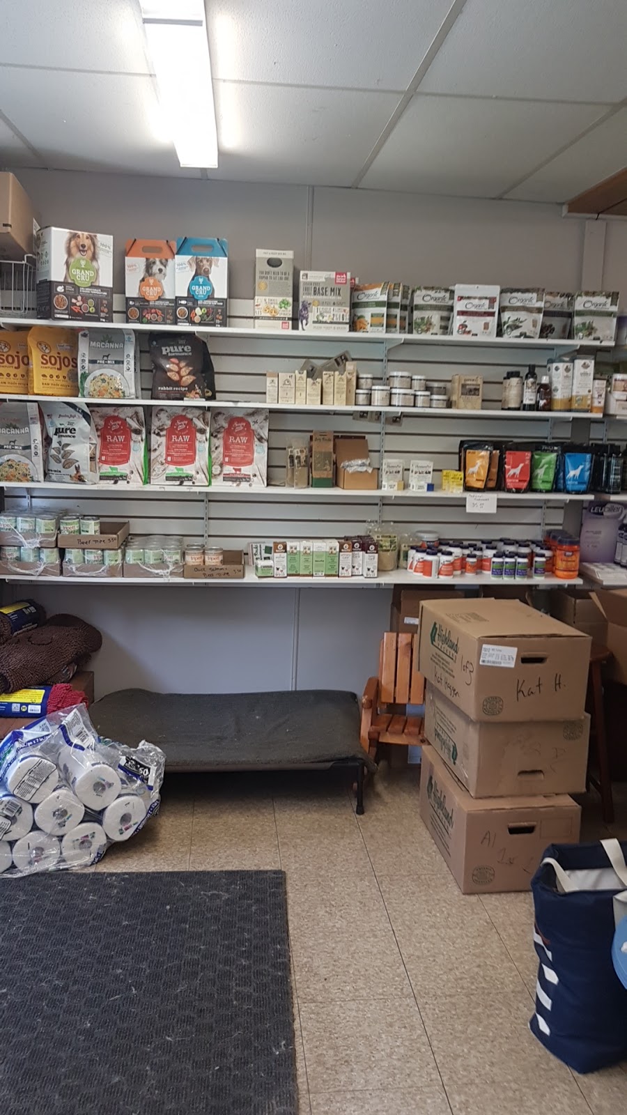 Heronview Raw and Natural | 7692 Ashburn Rd, Whitby, ON L1M 1L5, Canada | Phone: (905) 655-5747