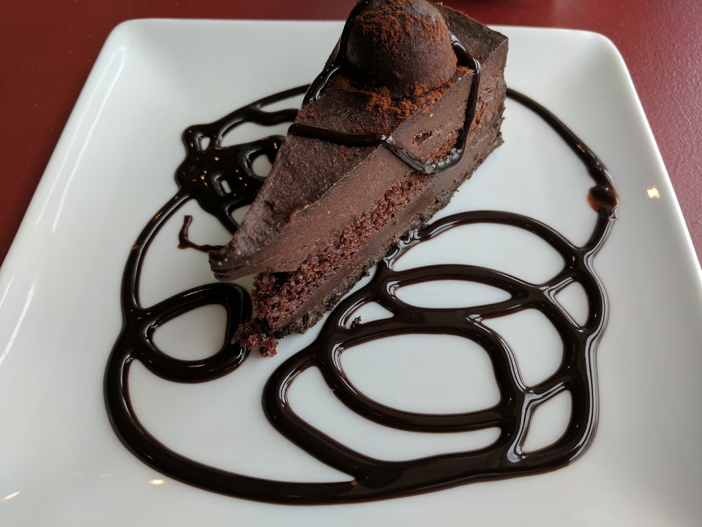 Le Café du passeur | 242 Chemin des Patriotes N, Mont-Saint-Hilaire, QC J3H 3H3, Canada | Phone: (450) 467-5555