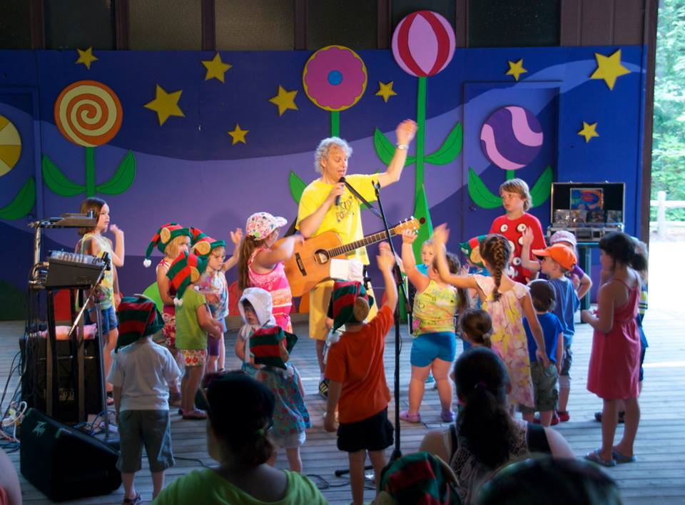 Dan the Music Man | 10 Applefield Dr, Scarborough, ON M1P 3X9, Canada | Phone: (416) 410-7765