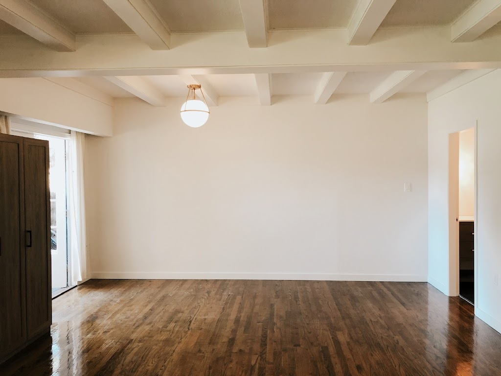 Revere Interior Construction | 2786 Vantilburg Crescent, Victoria, BC V9B 3K4, Canada | Phone: (250) 661-0176