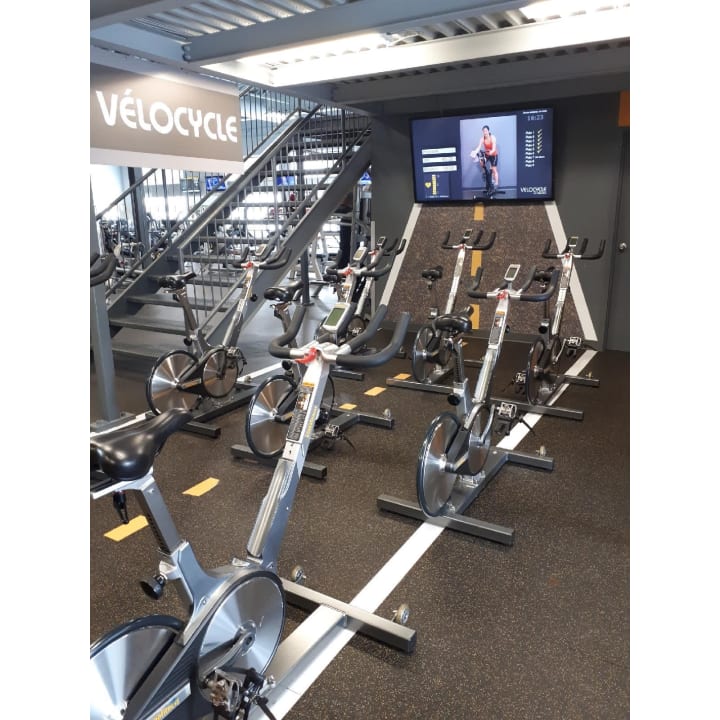 Éconofitness | 380 Boulevard des Laurentides, Saint-Jérôme, QC J7Z 4M1, Canada | Phone: (450) 438-2772