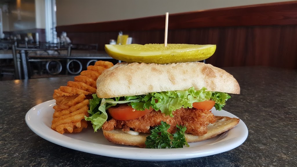 Rivercrest Inn | 4200 Main St, West Saint Paul, MB R4A 2A2, Canada | Phone: (204) 339-5206