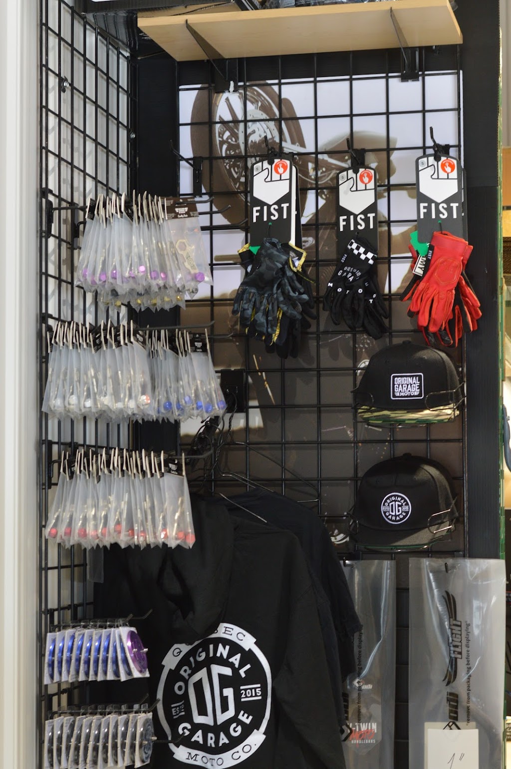 Original Garage Moto | 1045 Av. Lapierre, Québec, QC G3E 1H8, Canada | Phone: (866) 835-3402