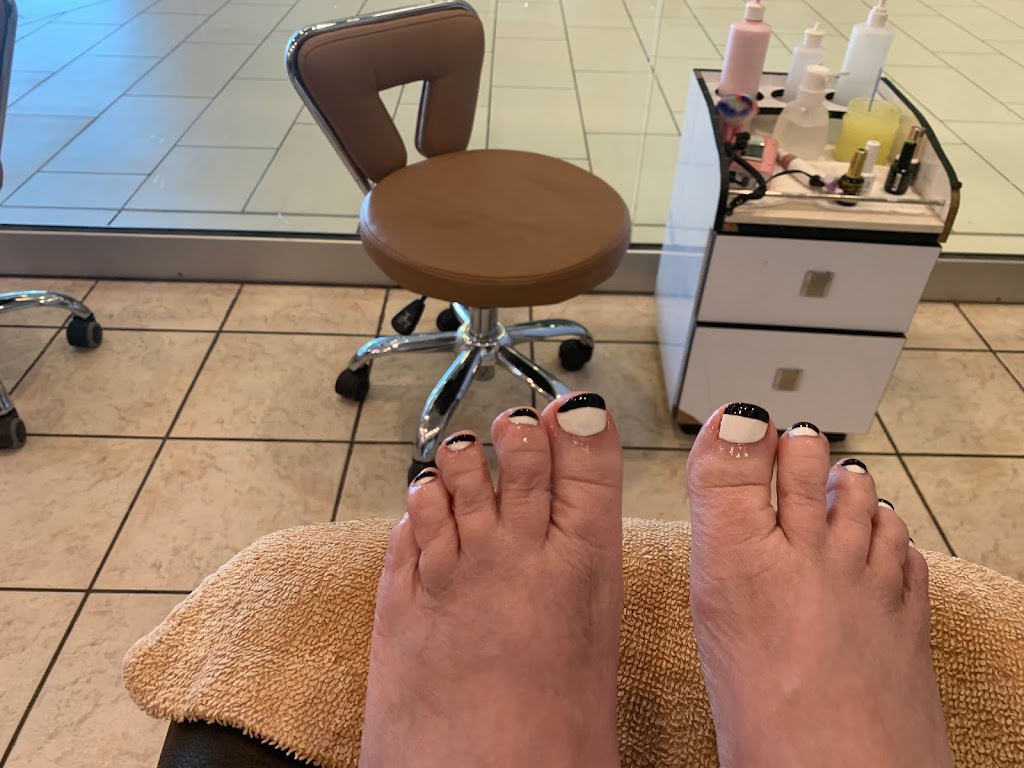 Cali Nails | 6631 Island Hwy N, Nanaimo, BC V9T 4T7, Canada | Phone: (250) 390-7558