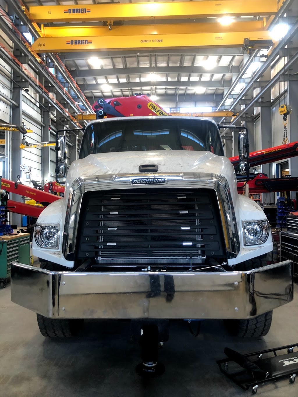 Barrie Crane & Lift | 9 Monica Ct, Coldwater, ON L0K 1E0, Canada | Phone: (705) 323-8312