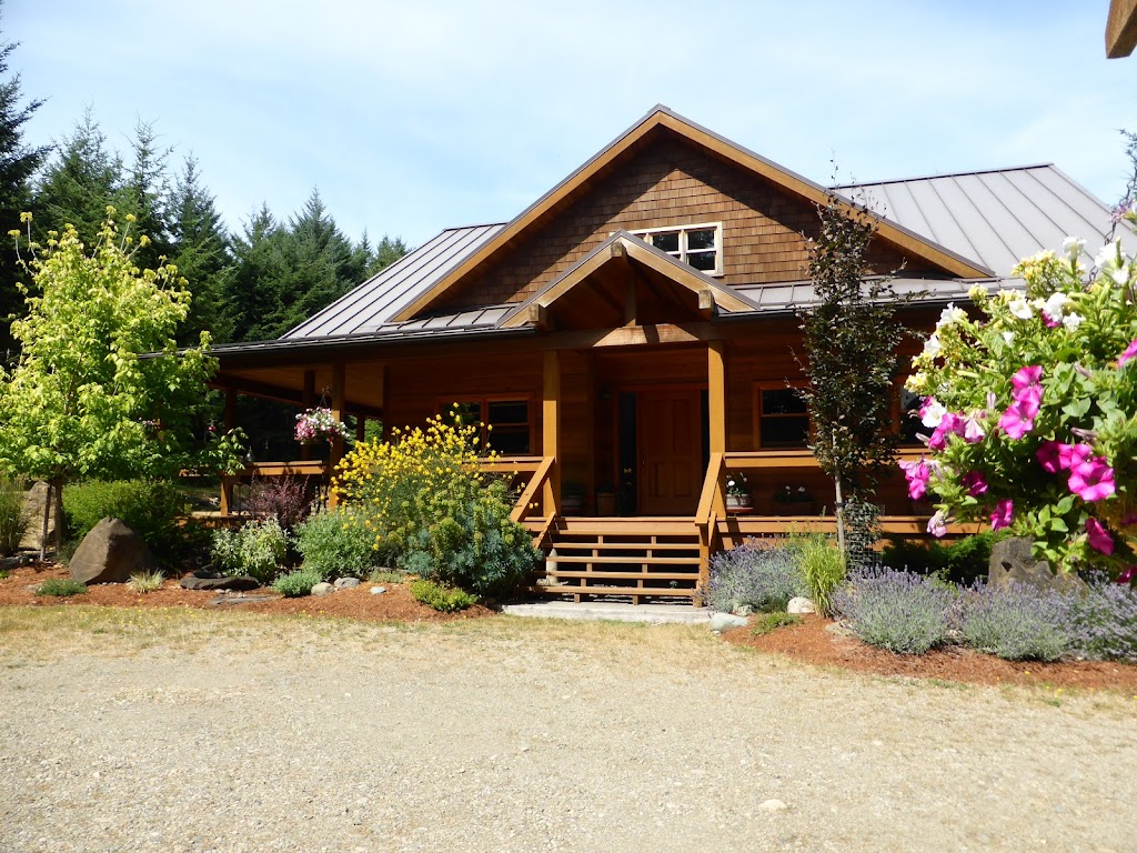 Mt. Geoffrey Bed and Breakfast | 1645 Lea Smith Rd, Hornby Island, BC V0R 1Z0, Canada | Phone: (250) 335-3025