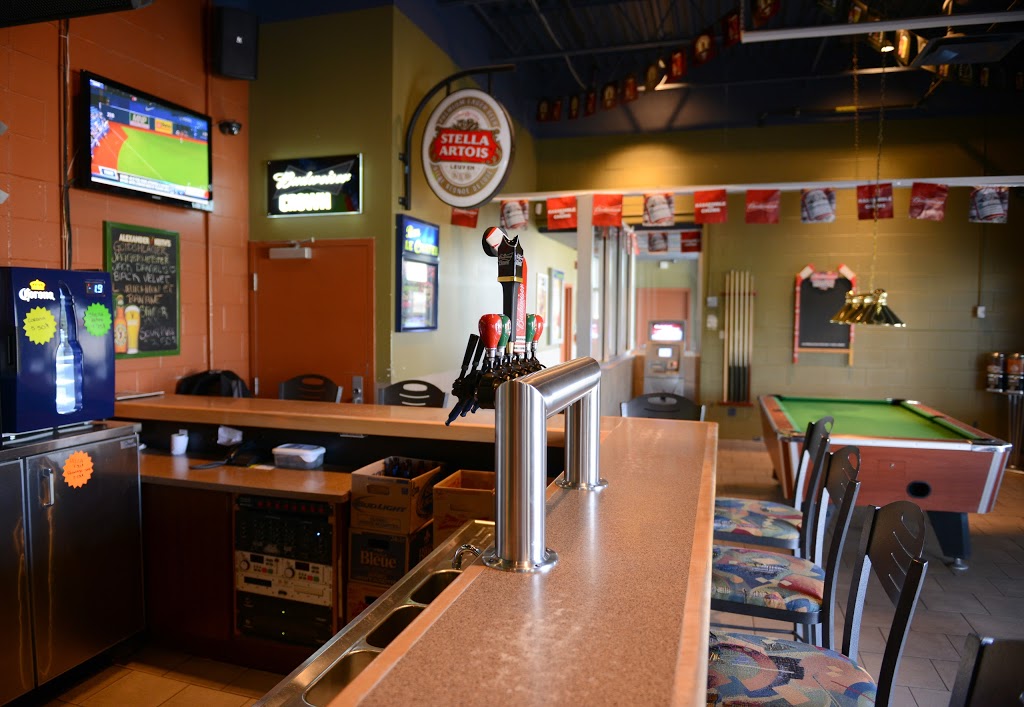Bar Le Chatel | 9550, boul de lOrmiere, Québec, QC G2B 3Z6, Canada | Phone: (418) 840-0908