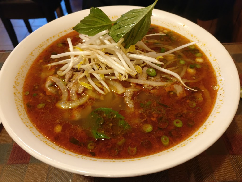 Saigon Red Sky | 176 Bedford Dr NE suite 9, Calgary, AB T3K 2M9, Canada | Phone: (403) 265-8668
