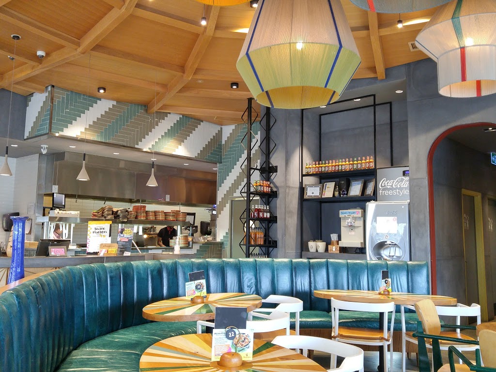 Nandos Oshawa | 855 Taunton Rd E, Oshawa, ON L1H 7K5, Canada | Phone: (905) 725-7474