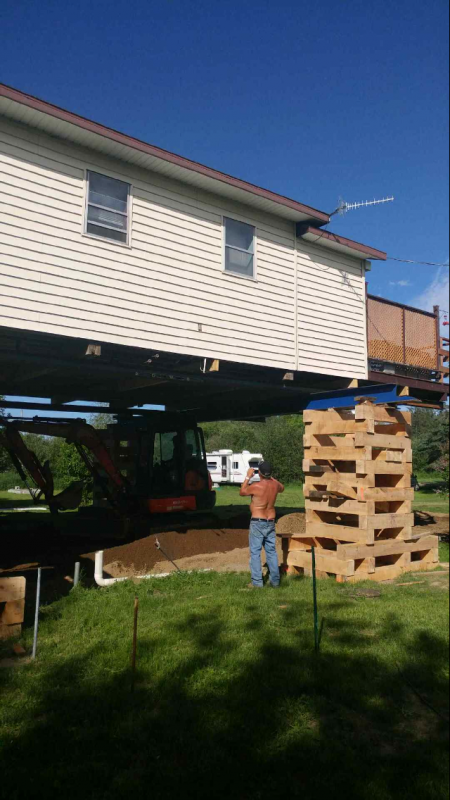 Levage de Maison RBM 88 | 895 Boulevard Lemire O, Drummondville, QC J2B 8A9, Canada | Phone: (819) 314-5277