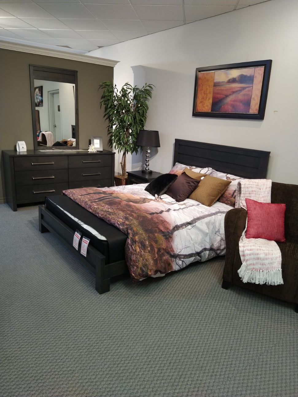 Mobilier 2000 Inc | 1654 Bd Marcotte, Roberval, QC G8H 2P2, Canada | Phone: (418) 275-1292