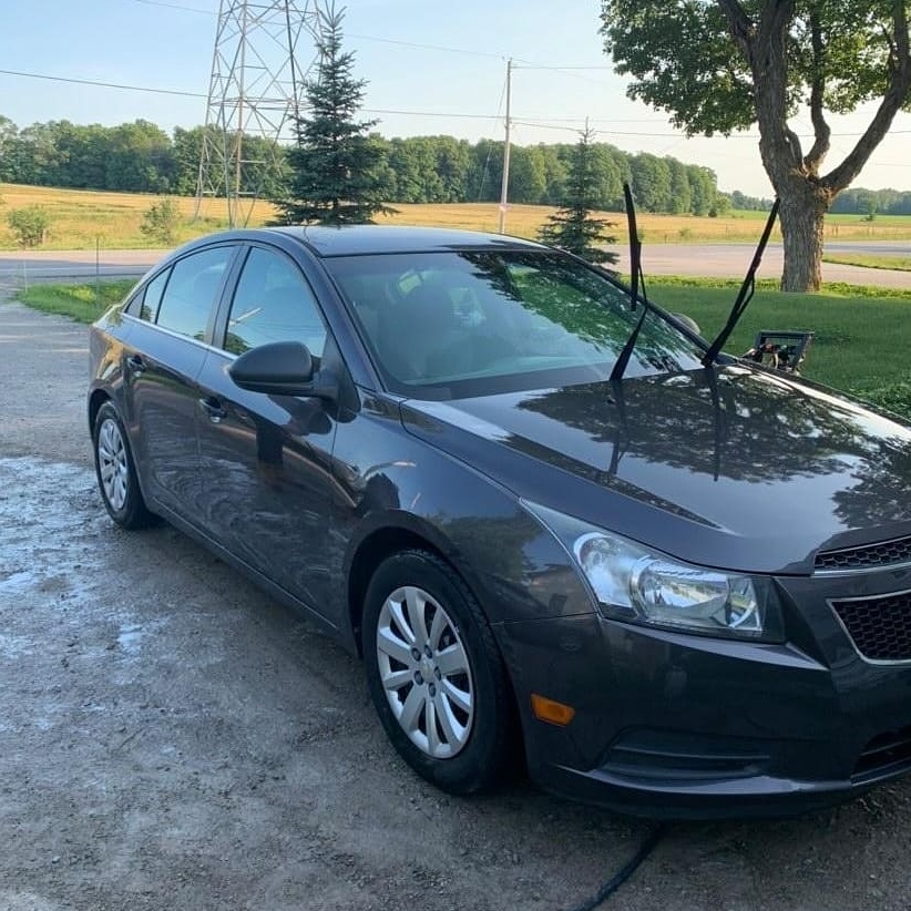 Devin Details | 1927 Parkside Dr, Pickering, ON L1V 3N6, Canada | Phone: (905) 995-7996