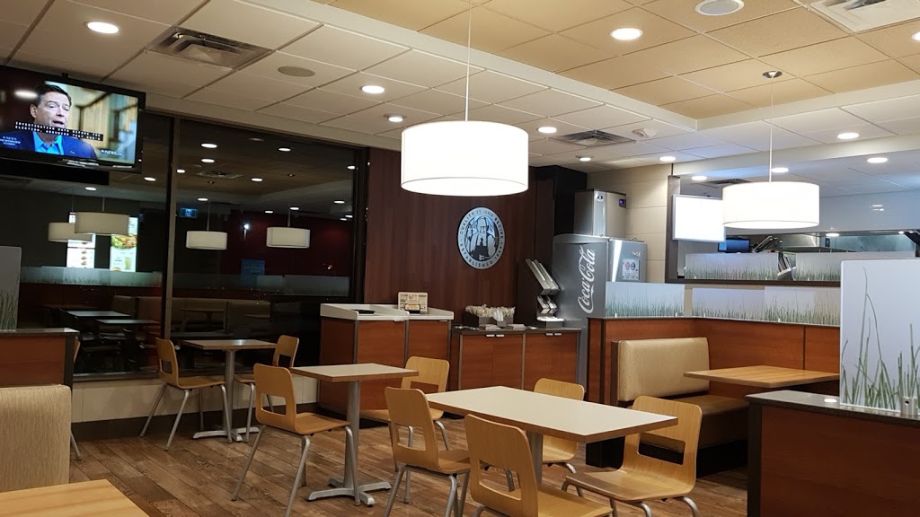 Wendys | 623 Queenston Rd, Hamilton, ON L8K 1J7, Canada | Phone: (905) 560-5310