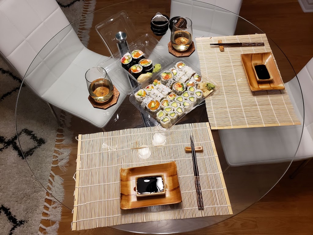 Sushi Shop | Galeries St-Laurent, 2245 Boulevard Marcel-Laurin, Saint-Laurent, QC H4R 1K4, Canada | Phone: (514) 335-4408