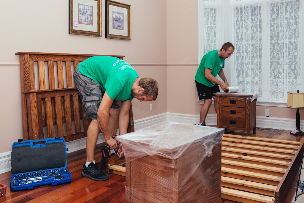 Smart Movers Surrey | 10289 133 St #109, Surrey, BC V3T 0B1, Canada | Phone: (236) 263-3918