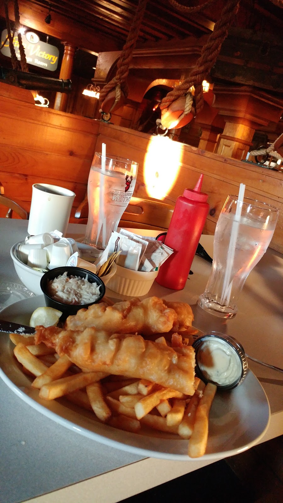 Ship Victory Restaurant & Lounge | 400 Windmill Rd, Dartmouth, NS B3A 1J7, Canada | Phone: (902) 463-7496