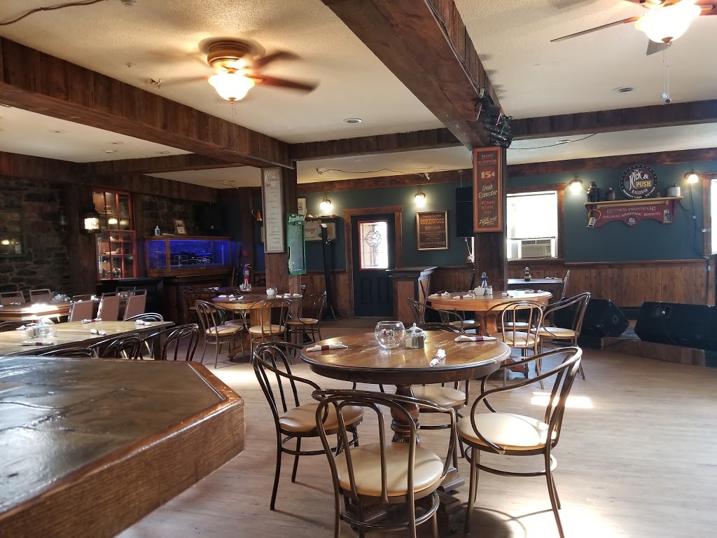 Sharbot Lake Country Inn & The Crossing Pub | 14152 Road 38, Sharbot Lake, ON K0H 2P0, Canada | Phone: (613) 279-2198
