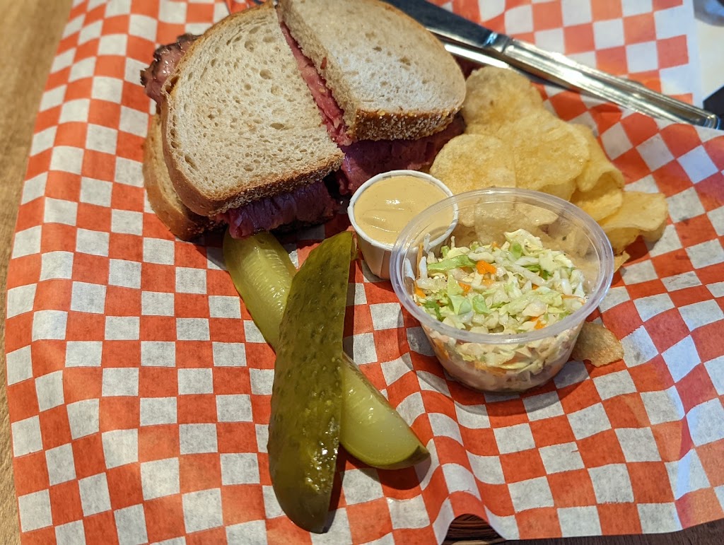 La Chouape Brewing Co. / Pub | 1134 Bd du Sacré Coeur, Saint-Félicien, QC G8K 2R2, Canada | Phone: (418) 613-0622
