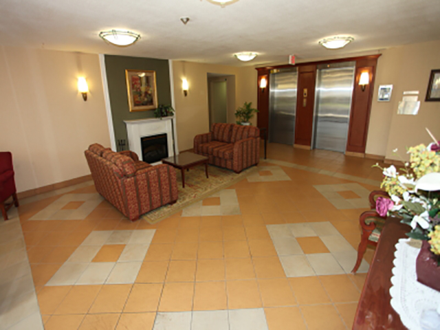 Sunnidale Place | 12 Kozlov St, Barrie, ON L4N 5E6, Canada | Phone: (705) 737-3752