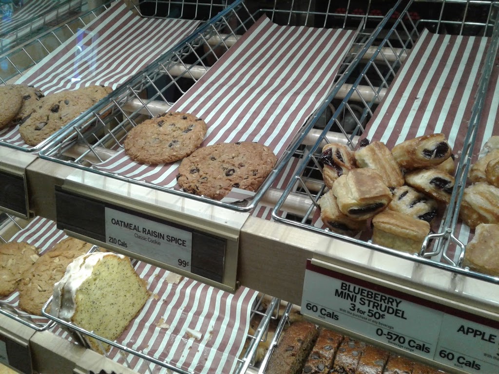 Tim Hortons | 1521 Yonge St, Toronto, ON M4T 1Z2, Canada | Phone: (416) 922-9993