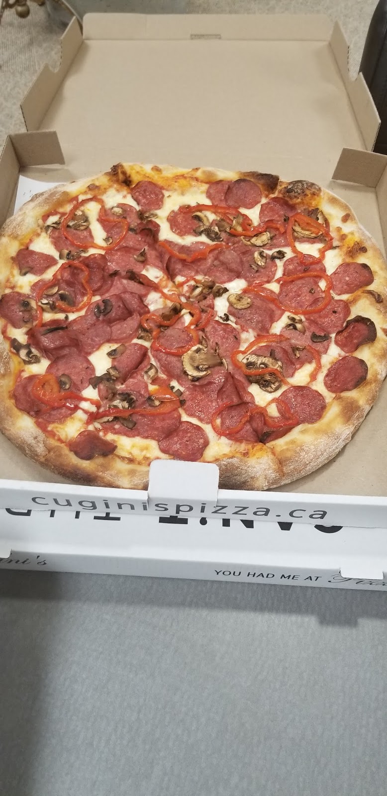 Cuginis Pizza Cafe | 275 Av Elm, Beaconsfield, QC H9W 2C8, Canada | Phone: (514) 693-3662