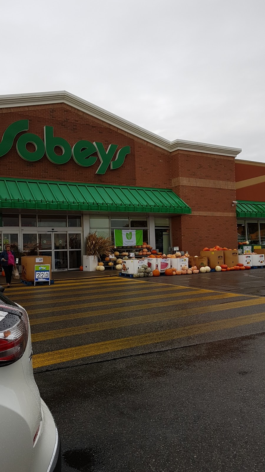 Sobeys Cambridge | 130 Cedar St, Cambridge, ON N1S 1W4, Canada | Phone: (519) 622-8906