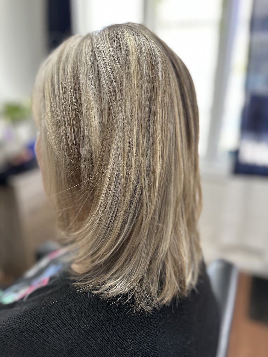Portside Salon and Barbershop | 998 Mosley St, Wasaga Beach, ON L9Z 2G7, Canada | Phone: (705) 446-5287