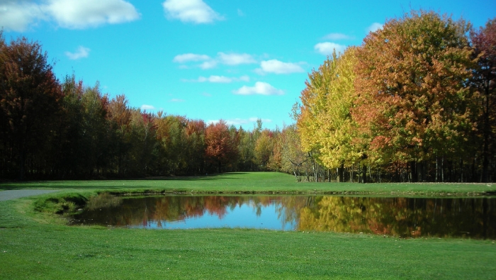 Club De Golf Saint-Simon | 1786 Rang Saint-Édouard, Saint-Simon-de-Bagot, QC J0H 1Y0, Canada | Phone: (450) 798-2477
