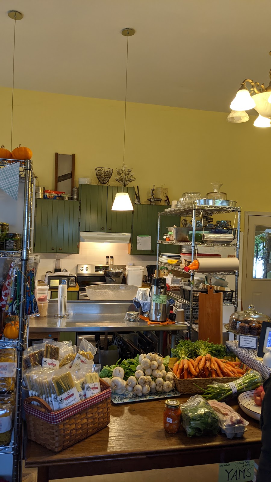 Clever Crow Farm | 7911 N Island Hwy, Black Creek, BC V9J 1G8, Canada | Phone: (250) 465-0448