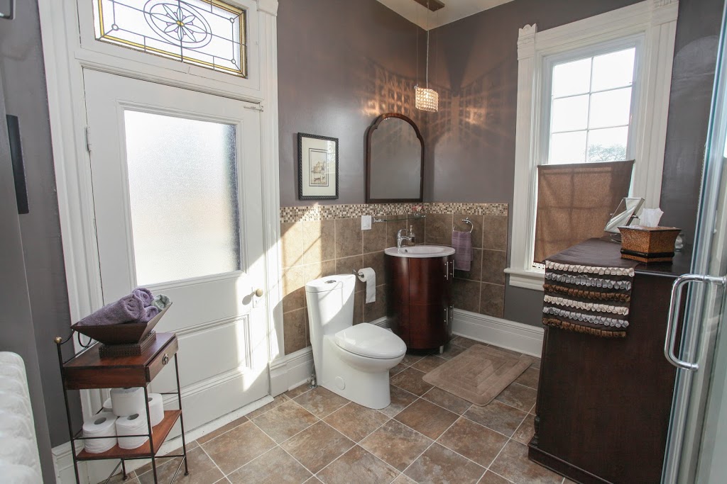 Danby House | 46 Main St E, Markdale, ON N0C 1H0, Canada | Phone: (519) 900-0399