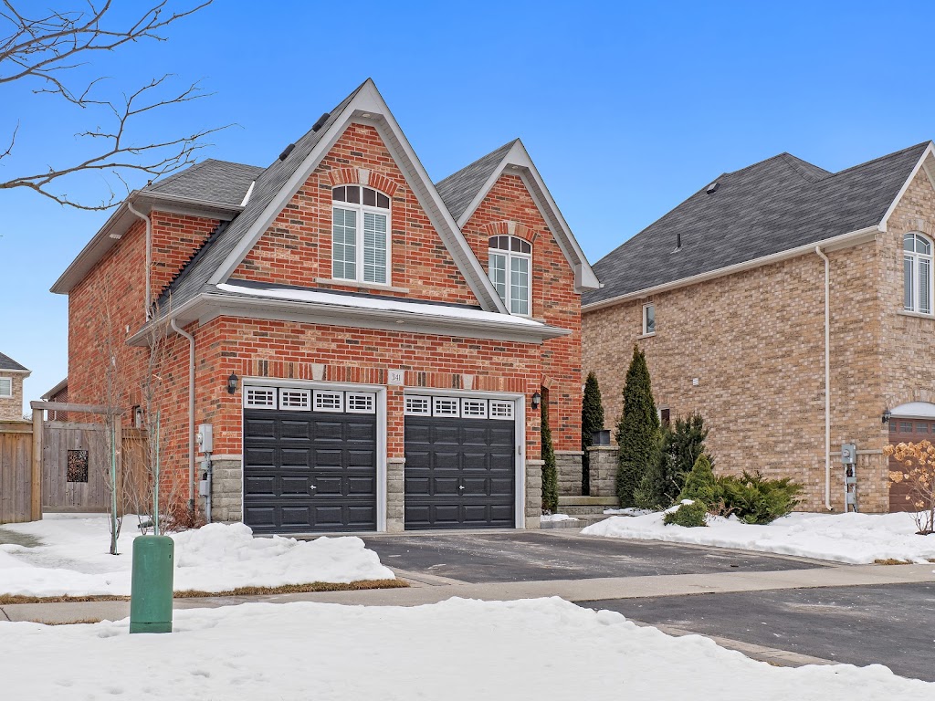 The Jason Van Stiphout Real Estate Team | 29 Scugog St, Bowmanville, ON L1C 3H7, Canada | Phone: (905) 449-6440