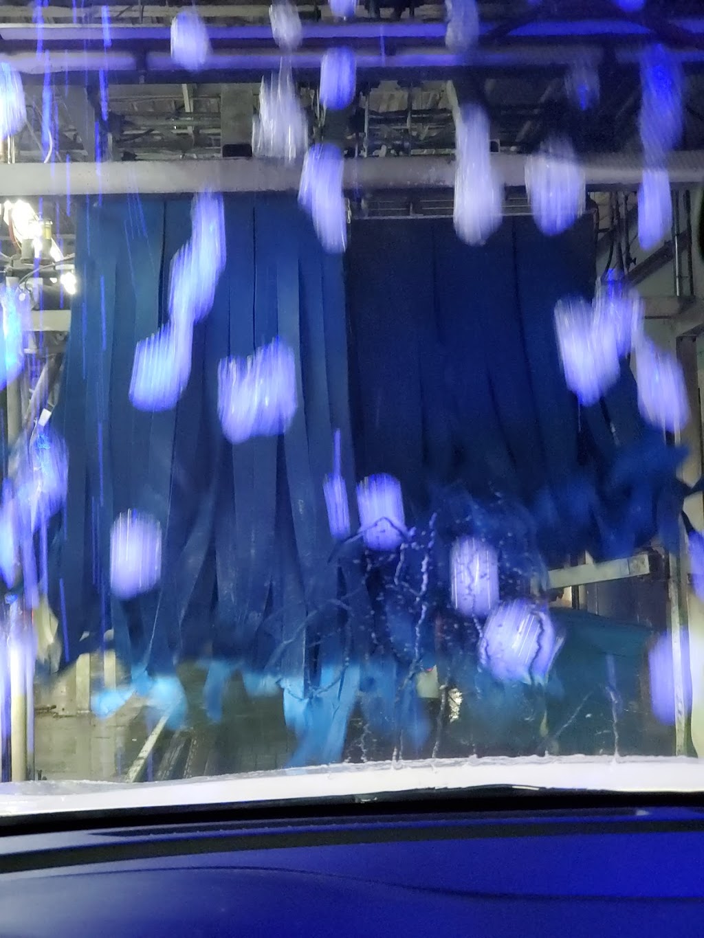Kipling Kar Wash Ltd | 1 Jutland Rd, Etobicoke, ON M8Z 2G6, Canada | Phone: (416) 255-5516