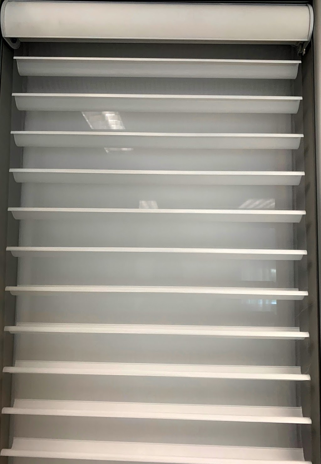 Golumbia Blinds and Shutters | 144 Kennedy Rd S unit 15, Brampton, ON L6W 3G4, Canada | Phone: (905) 595-5554
