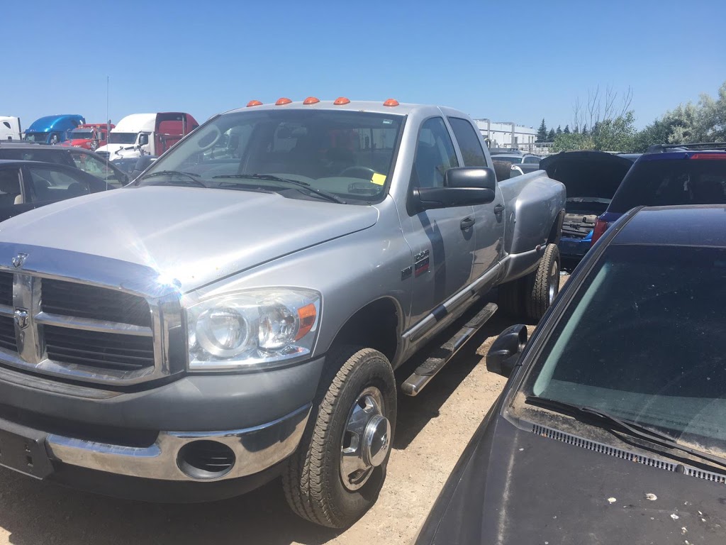 Junk Car Removal Brampton | 10 Balmoral Dr, Brampton, ON L6T 1V1, Canada | Phone: (647) 931-2226