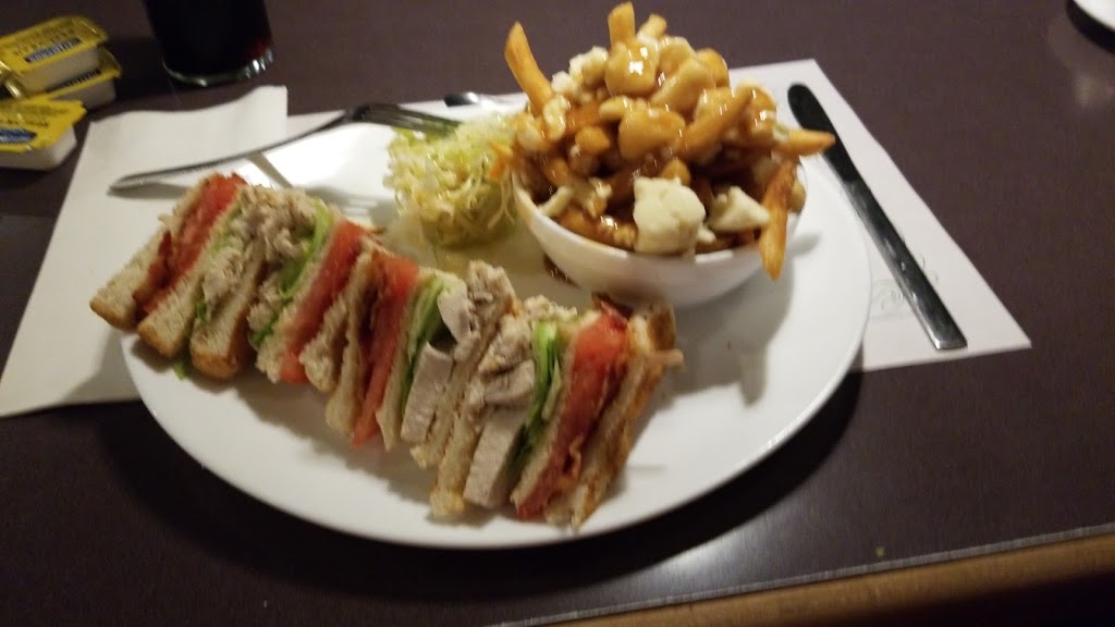 Le Chavigny | 11 Rue des Pins, Deschambault, QC G0A 1S0, Canada | Phone: (418) 286-4959