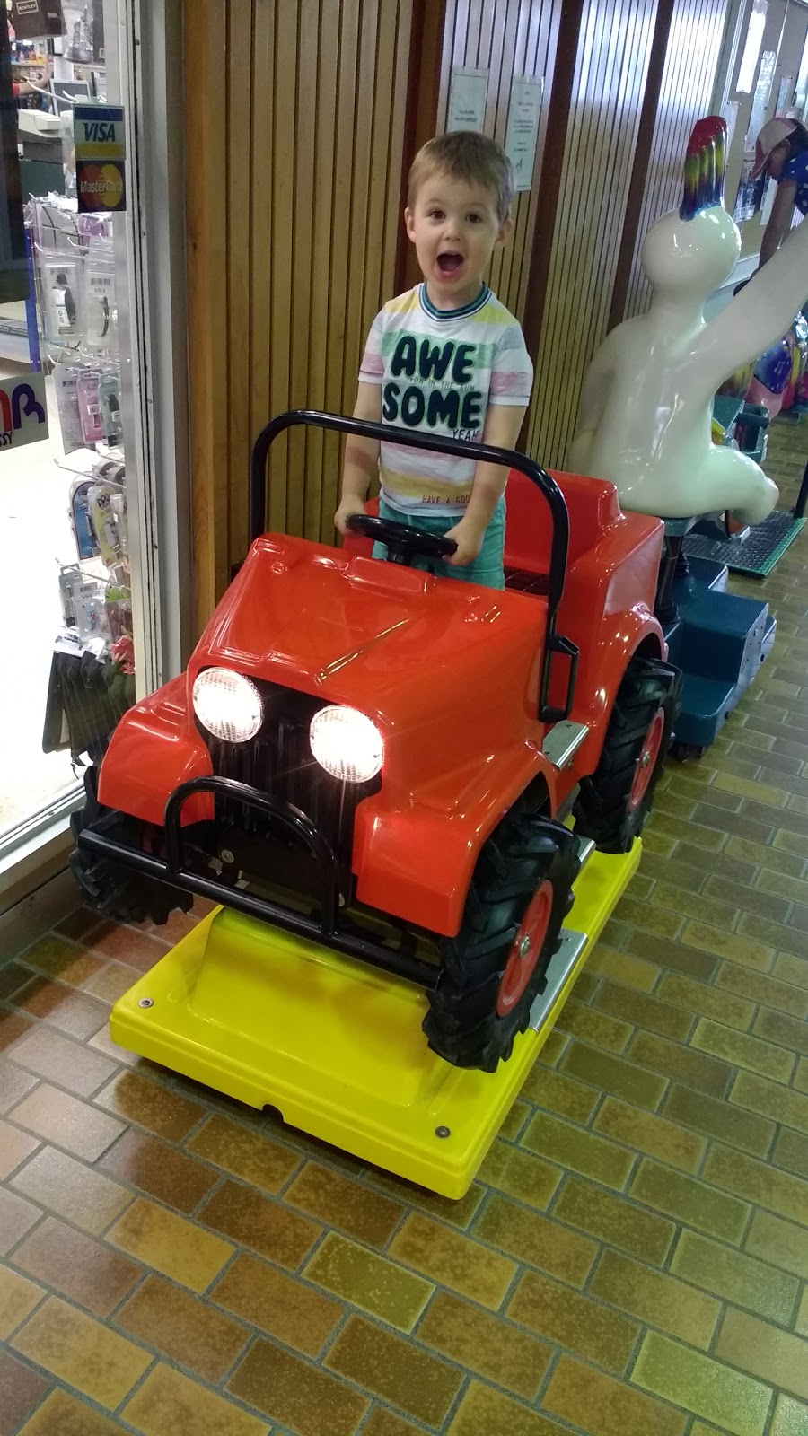 Bay Roberts Mall | Conception Bay Hwy, Bay Roberts, NL A0A 1G0, Canada | Phone: (709) 786-3941