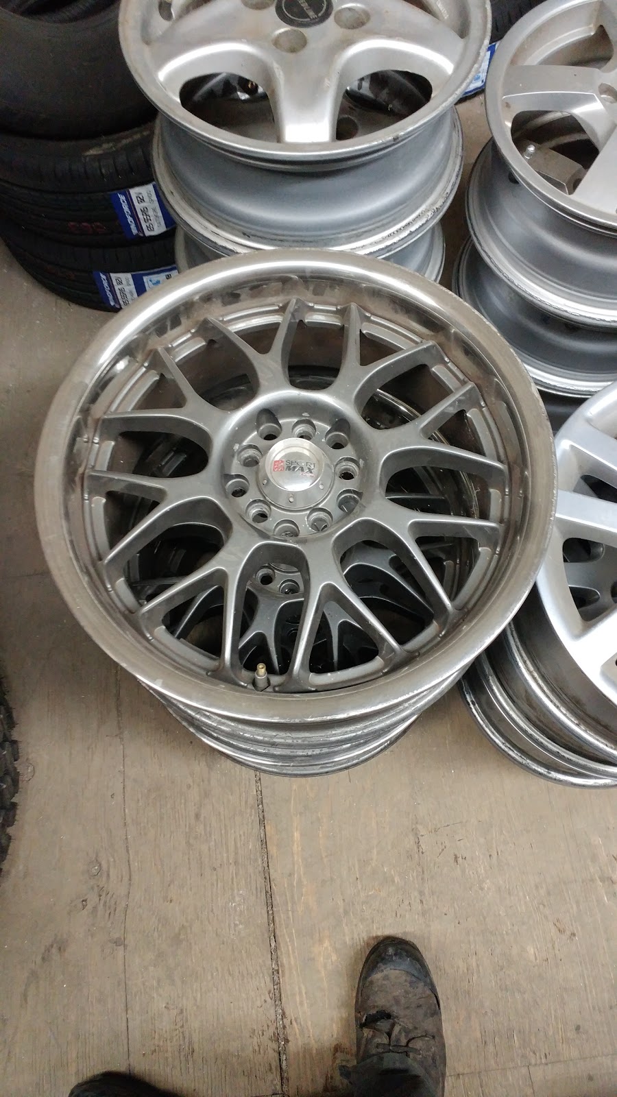 Tire Warehouse Trois-Rivières | 2775 Rue Charbonneau, Trois-Rivières, QC G9A 5C9, Canada | Phone: (819) 377-7272