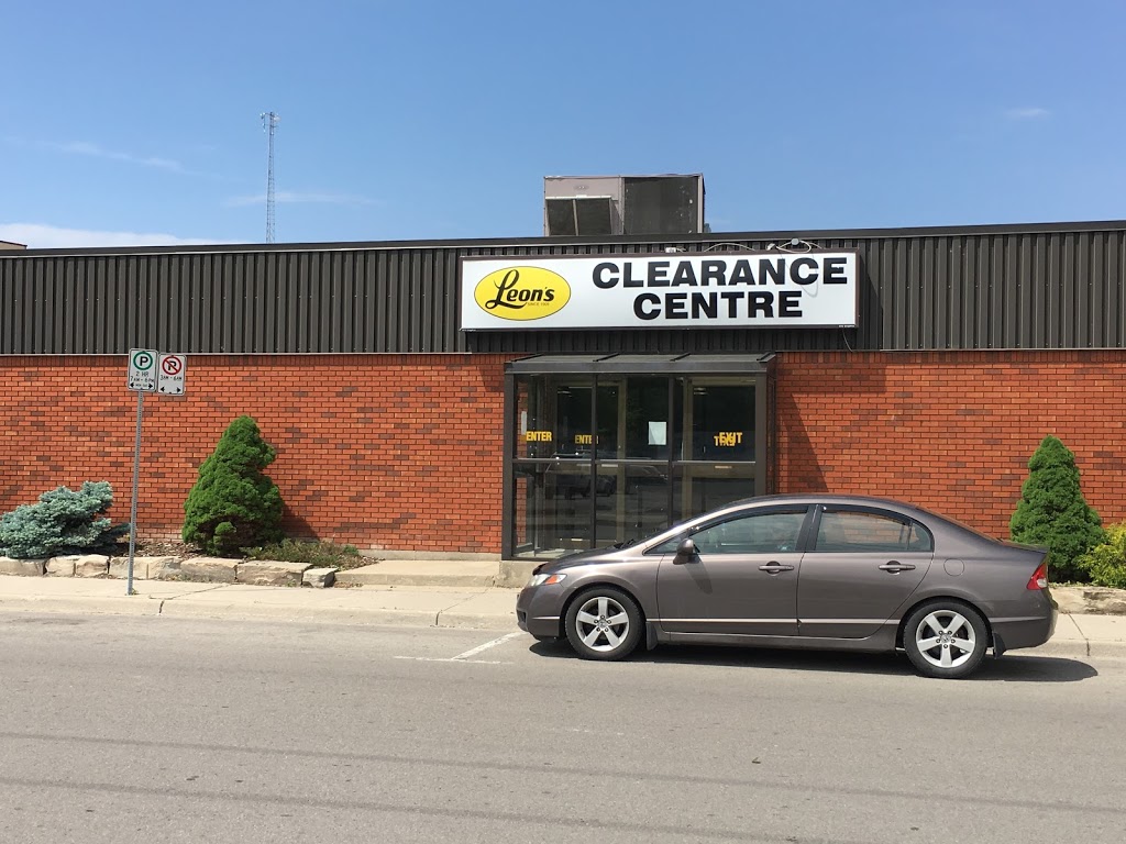 Leon’s Simcoe Clearance Centre | 40 Sydenham St, Simcoe, ON N3Y 1R7, Canada | Phone: (226) 227-2150