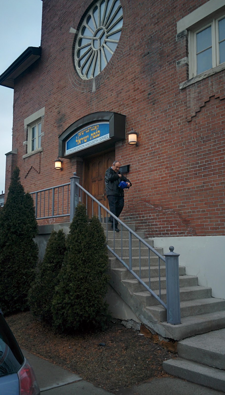 Congregation Knesseth Israel | 56 Maria St, Toronto, ON M6P 1W2, Canada | Phone: (416) 961-5556 ext. 216