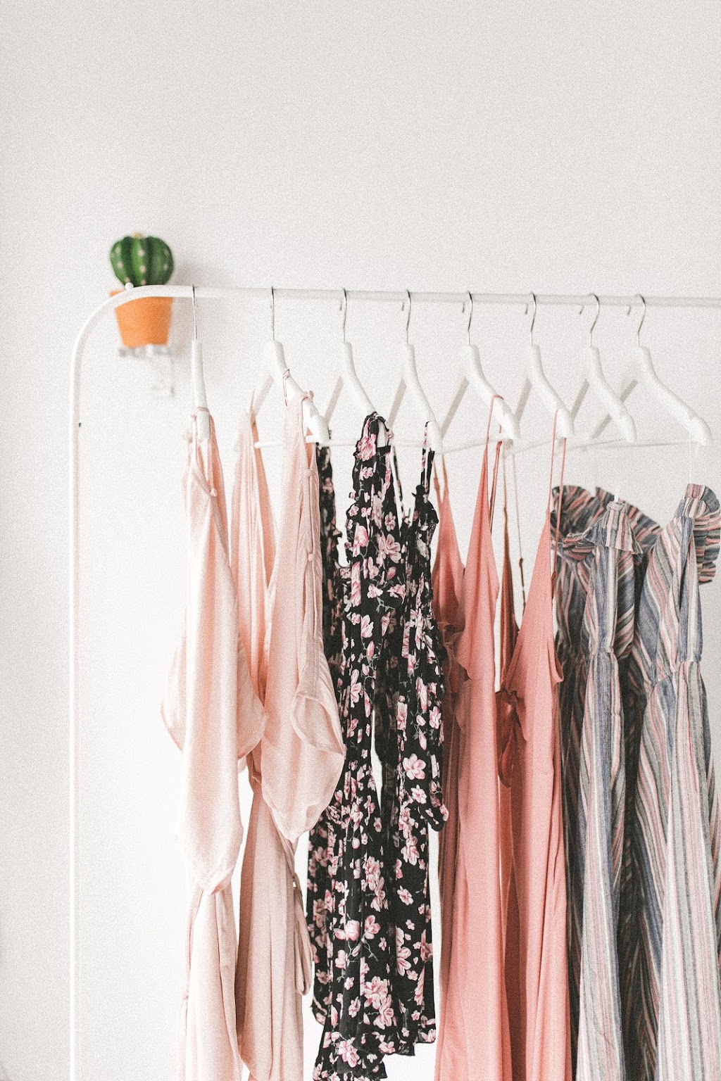Vancouver Fashion Truck | 3610 Bonneville Pl #2, Burnaby, BC V3N 4T7, Canada | Phone: (604) 338-9672