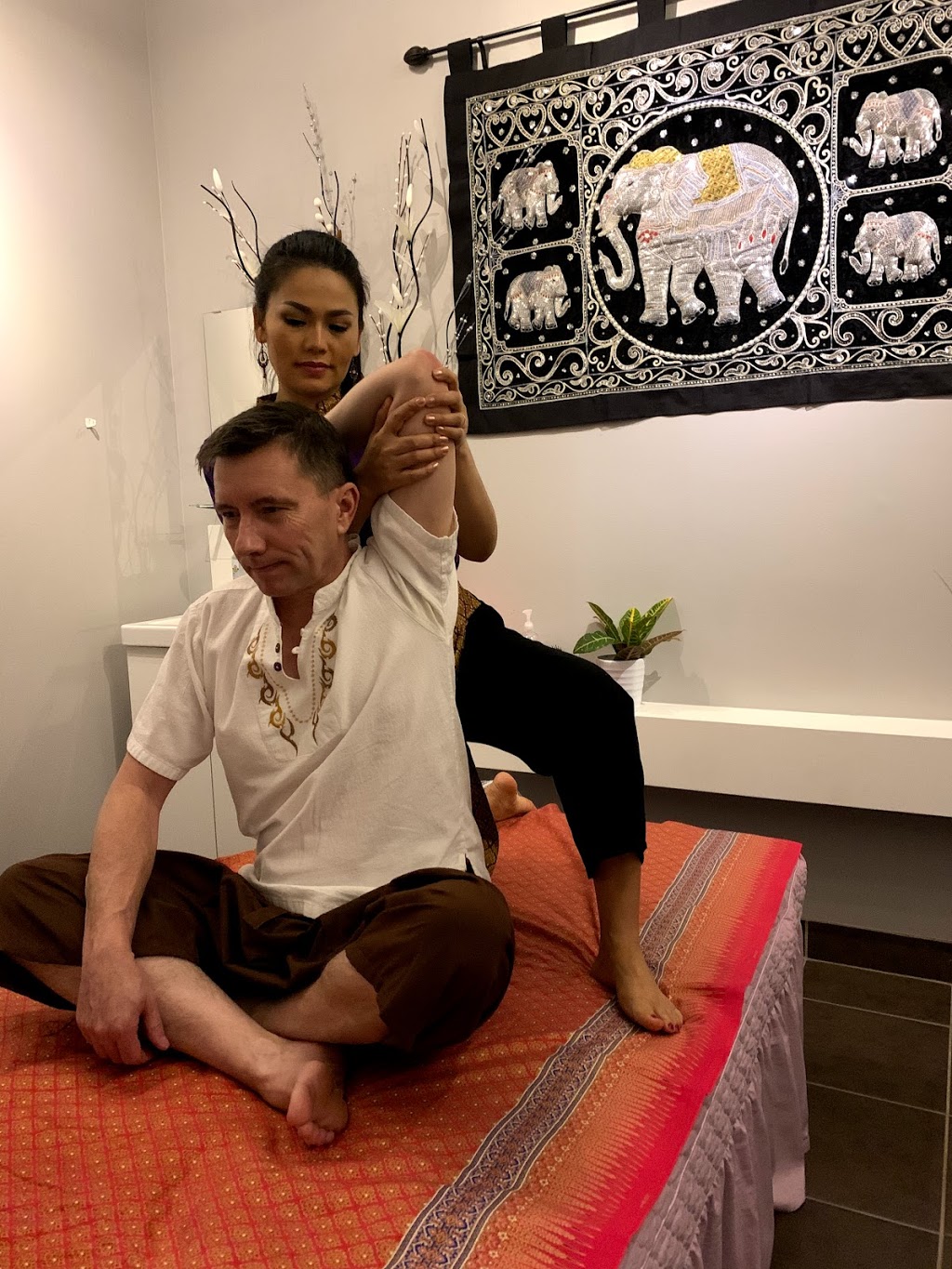 Thai massage dee sabai 