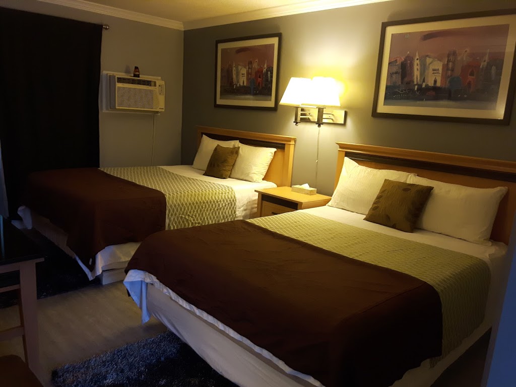 Fuller Lake Motel | 9300 Smiley Rd, Chemainus, BC V0R 1K4, Canada | Phone: (250) 246-3282