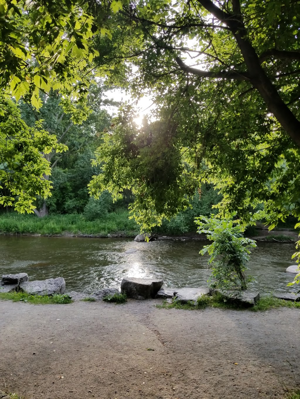 Erindale Park | 1695 Dundas St W, Mississauga, ON L5C 1E3, Canada | Phone: (905) 615-4311