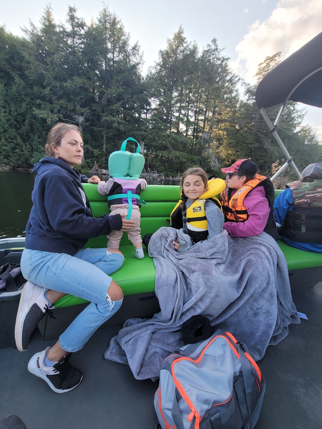 Scottys Lake Tours | 199 Maplevalley Rd, Sundridge, ON P0A 1Z0, Canada | Phone: (437) 347-2227