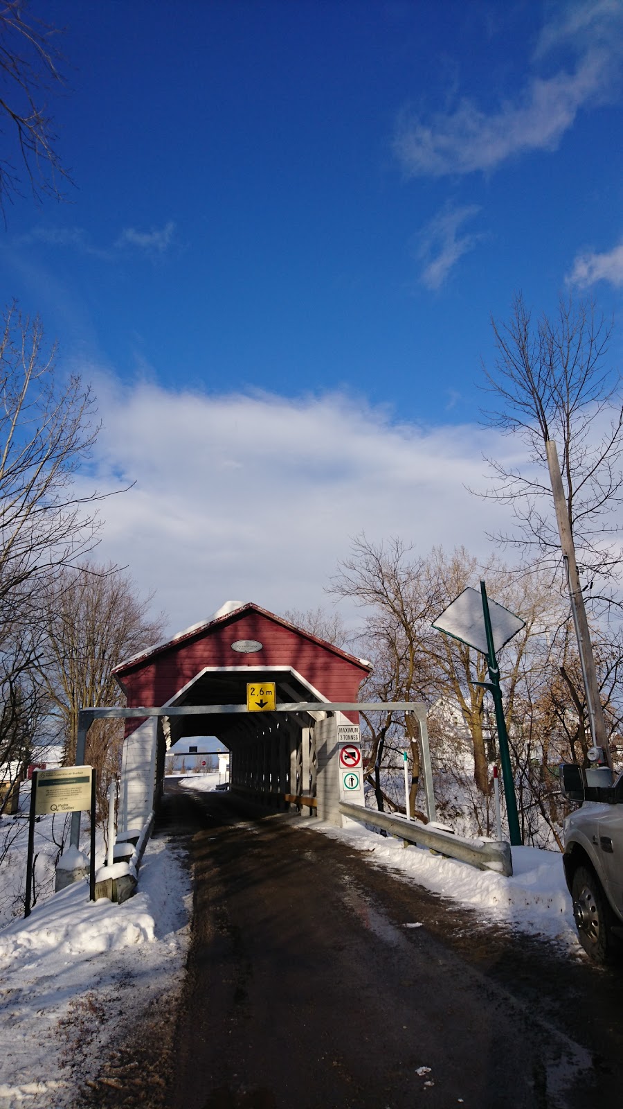 Shell | 1181 Avenue Gilles Villeneuve, Berthierville, QC J0K 1A0, Canada | Phone: (450) 836-6581