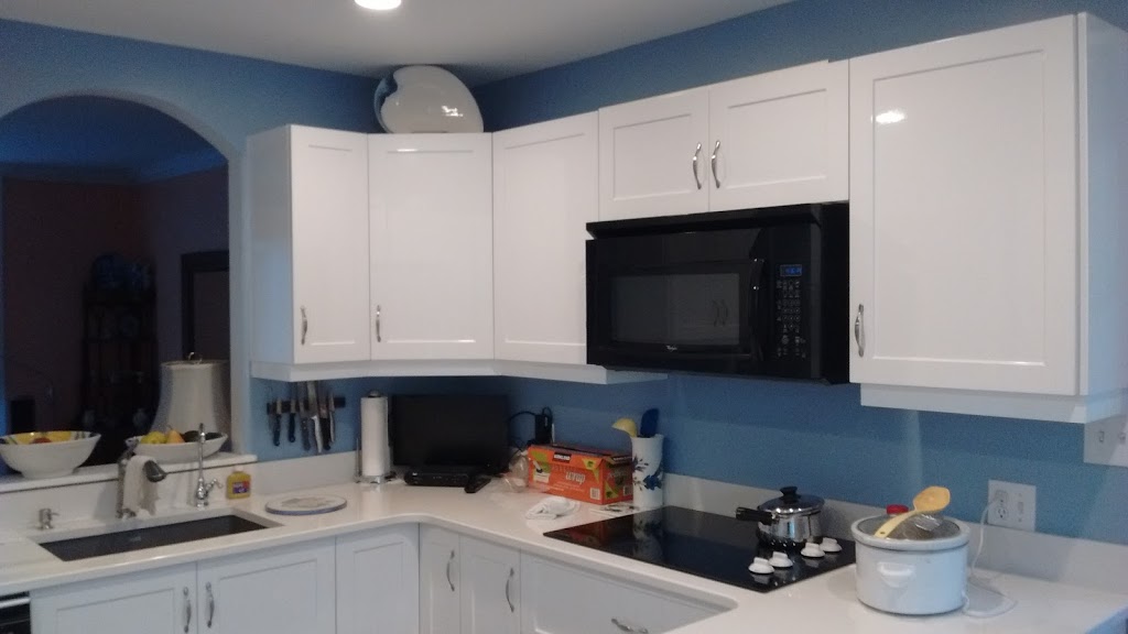R. Champagne Painting | 2000 Jasmine Crescent #208, Gloucester, ON K1J 8K4, Canada | Phone: (613) 315-1831
