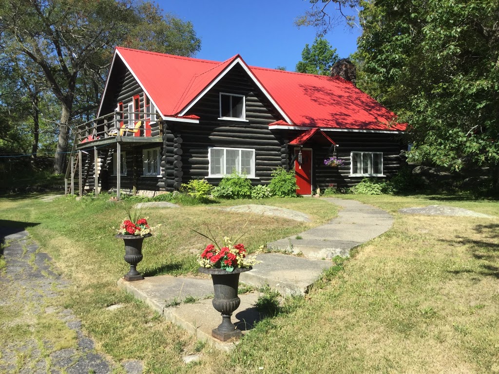 River Lodge | 1174 Main St, Whitefish Falls, ON P0P 2H0, Canada | Phone: (705) 285-1606