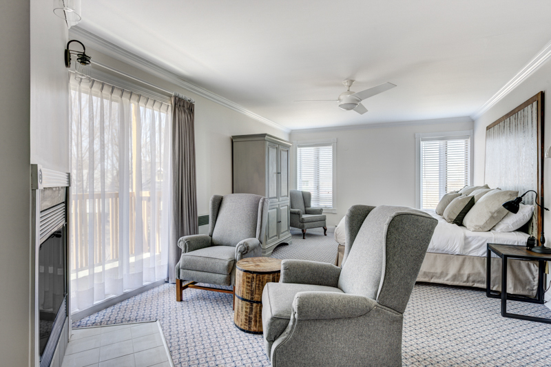 Manoir De Tilly | 3854 Chemin de Tilly, Saint-Antoine-de-Tilly, QC G0S 2C0, Canada | Phone: (418) 886-2077
