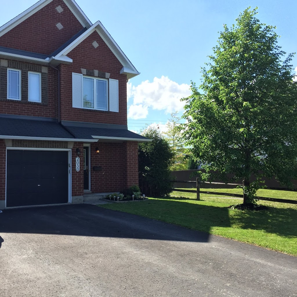 RE/MAX Hallmark Pilon Group Realty Ottawa | 4366 Innes Road #201, Orléans, ON K4A 3W3, Canada | Phone: (613) 909-8100